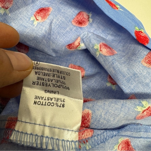 LINDY BOP IMELDA BLUE STRAWBERRY 🍓 DRESS SIZE 12 nwt - Picture 10 of 11